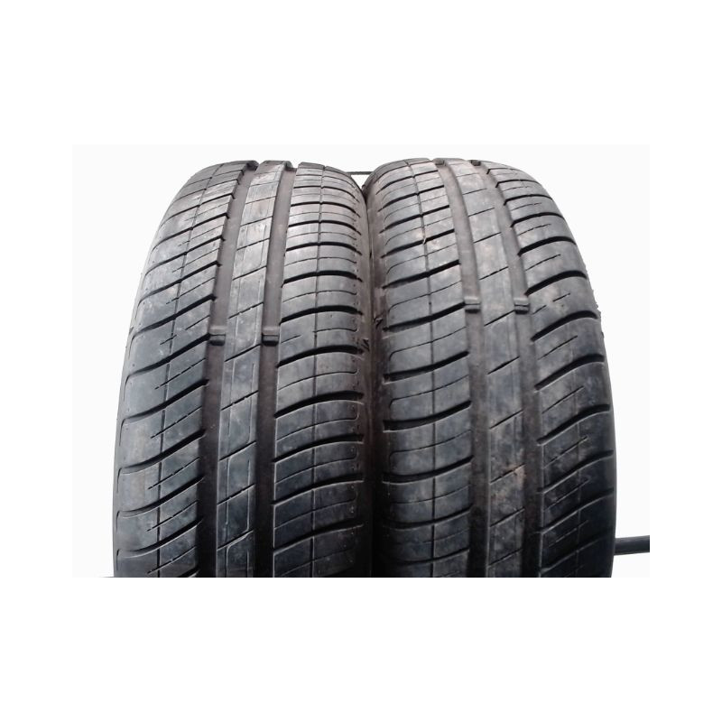 Paire de pneus DUNLOP STREET RESPONSE 2 155 65 14 75 T