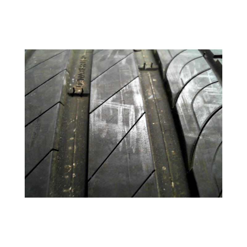 Paire de pneus KLEBER DYNAXER UHP 245 40 17 91 Y