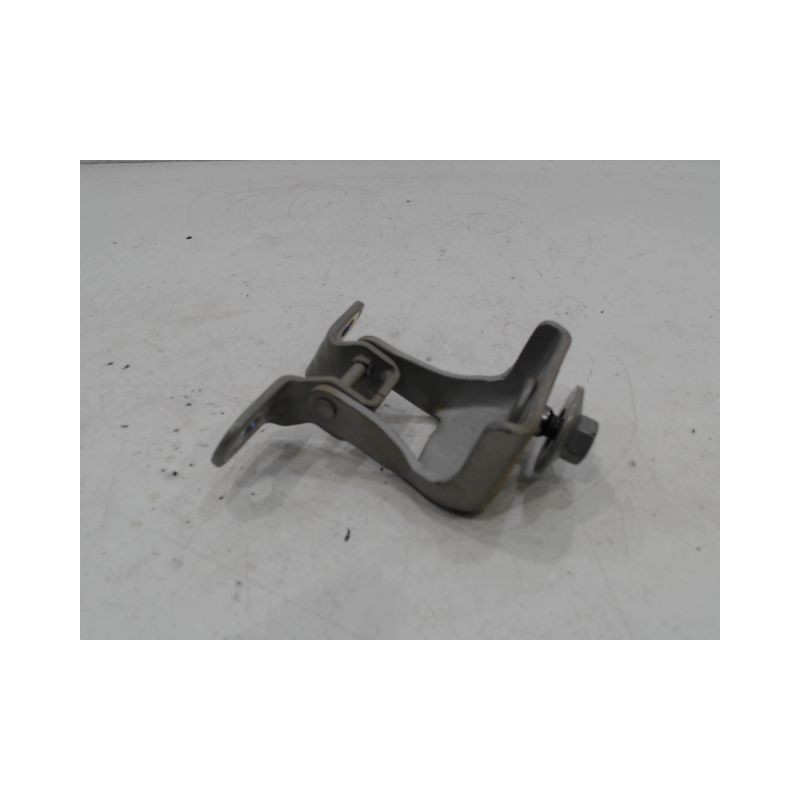 CHARNIERE HAYON D PEUGEOT 3008