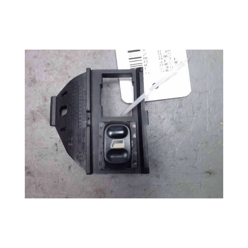 COMMANDE LEVE-GLACE PORTE AVD CITROEN XANTIA