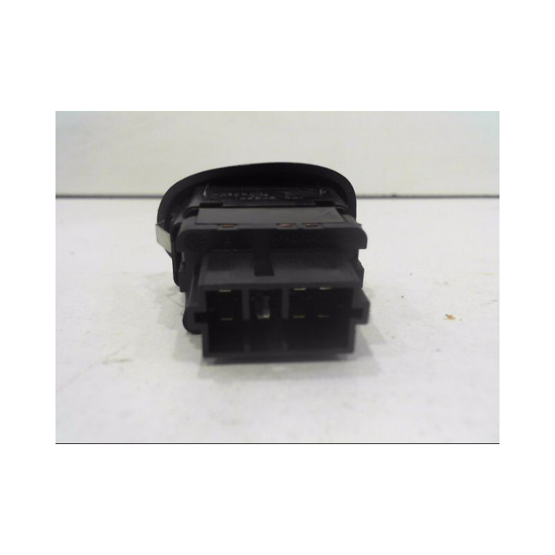 COMMANDE LEVE-GLACE PORTE ARD CITROEN C3
