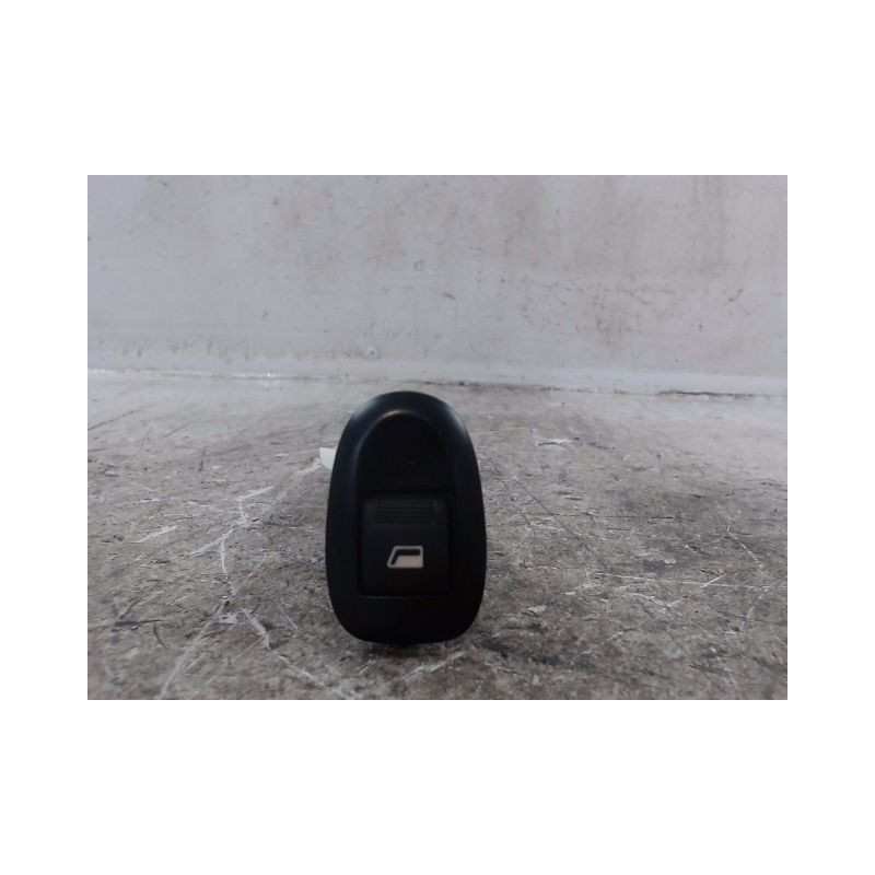 COMMANDE LEVE-GLACE PORTE ARD CITROEN C3