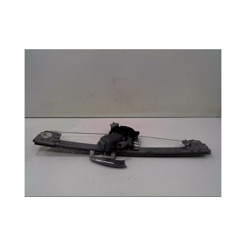 MECANISME+MOTEUR LEVE-GLACE AVANT DROIT PEUGEOT 107