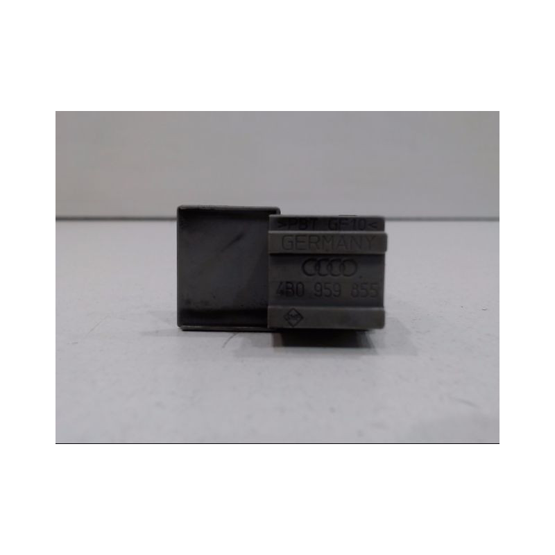 COMMANDE LEVE-GLACE PORTE ARD AUDI A3