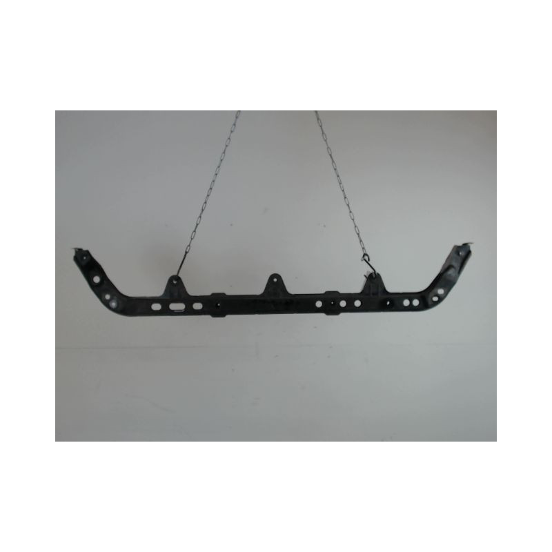TRAVERSE INFERIEURE ARMATURE AVANT FIAT PUNTO 99-2003