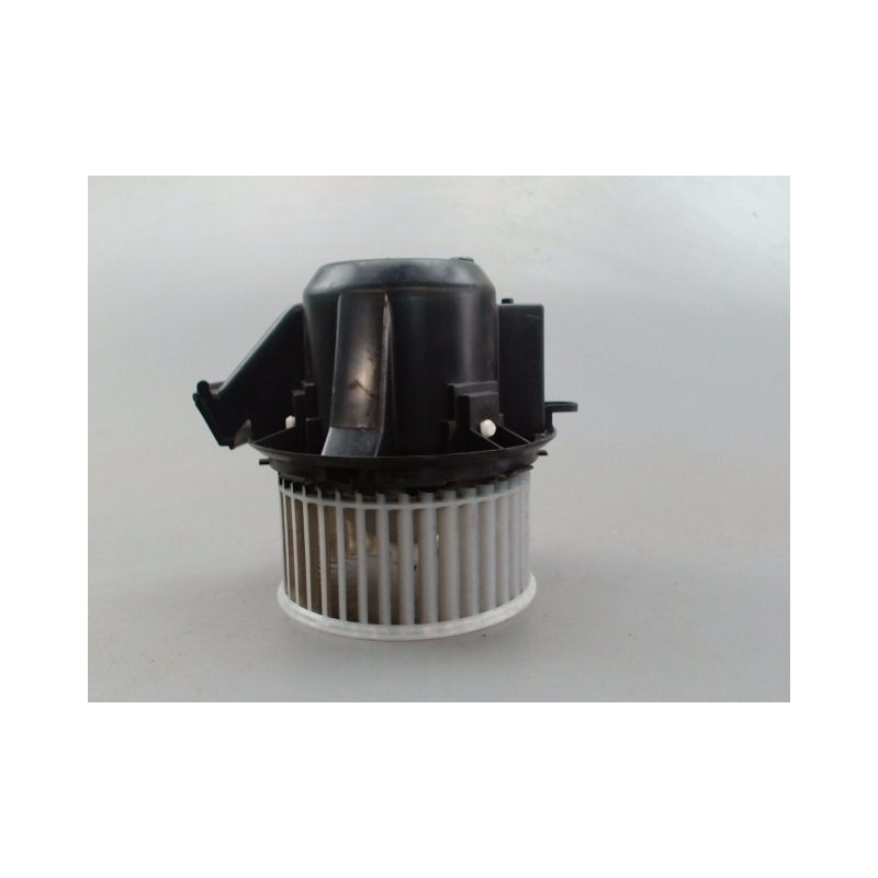 MOTEUR VENTILATEUR CHAUFFAGE RENAULT TWINGO III 14-20