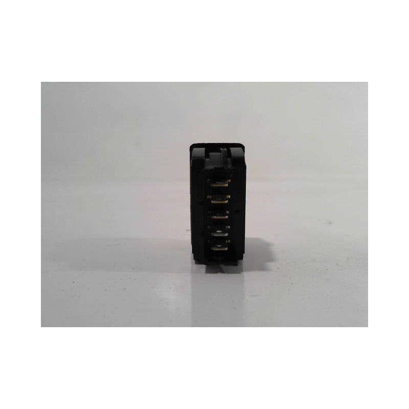 COMMANDE LEVE-GLACE PORTE AVD CITROEN XSARA PICASSO