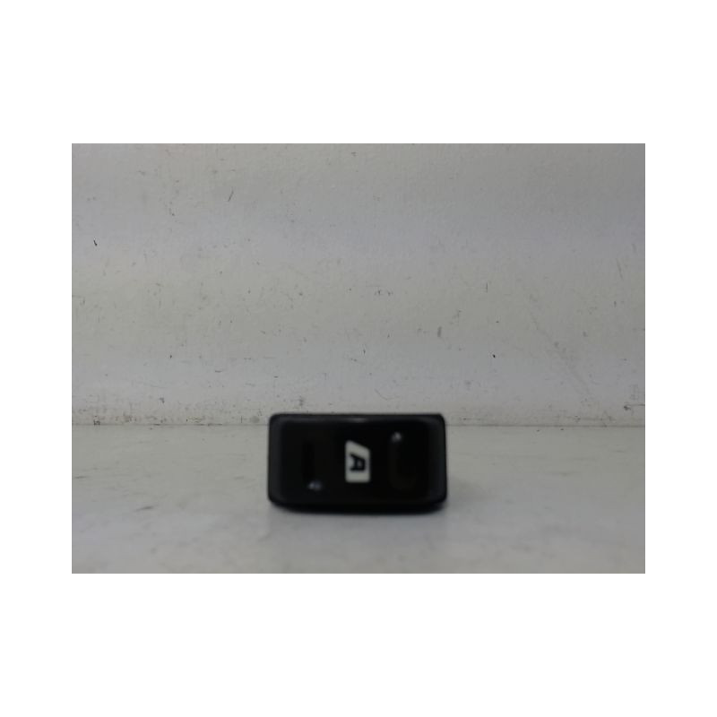COMMANDE LEVE-GLACE PORTE AVD CITROEN XSARA PICASSO