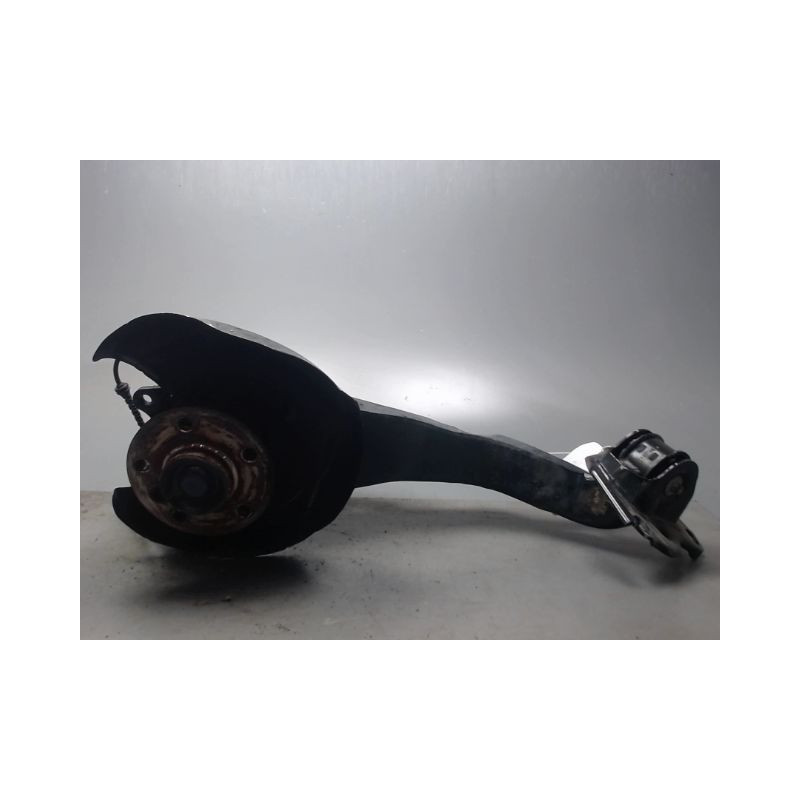PIVOT ARRIERE DROIT B.M.W. SERIE 2