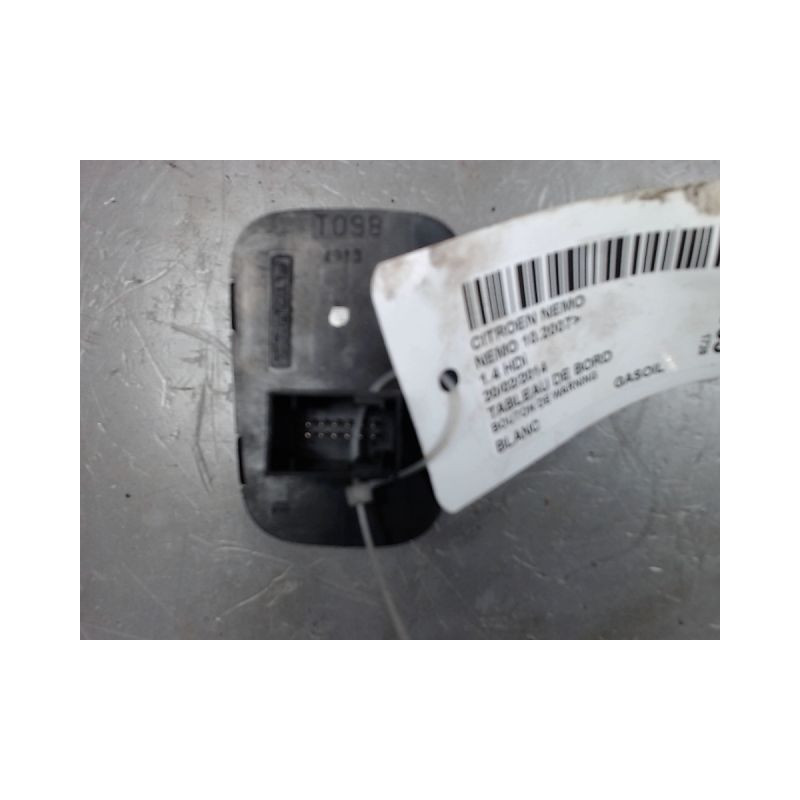 BOUTON DE WARNING CITROEN NEMO 2007-