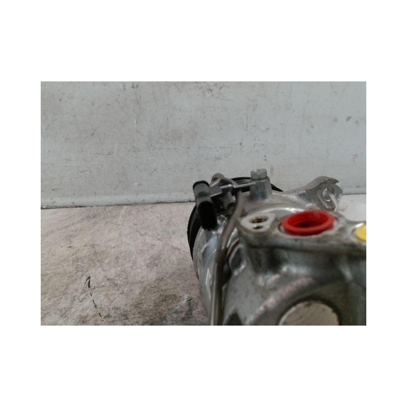 COMPRESSEUR AIR CONDITIONNE B.M.W. SERIE 1