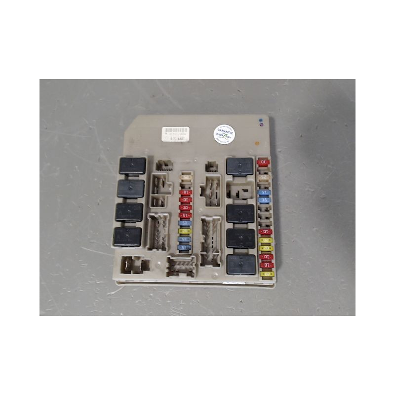 BOITE A FUSIBLES RENAULT MODUS 2008-