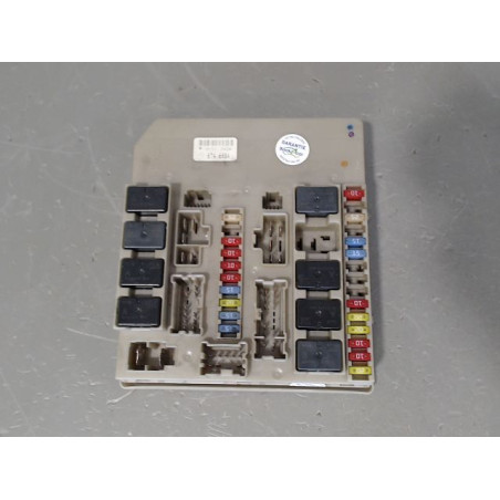 BOITE A FUSIBLES RENAULT MODUS 2008-