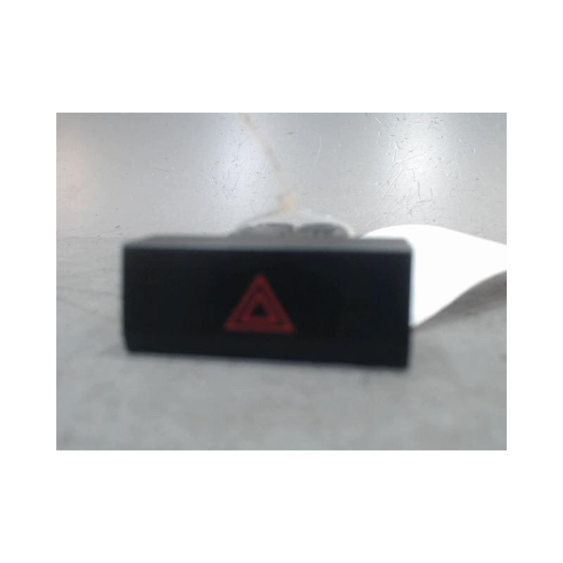BOUTON DE WARNING SEAT LEON