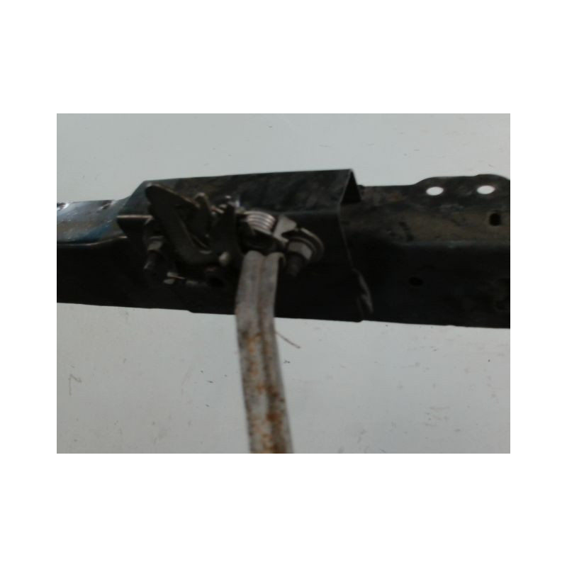 TRAVERSE SUPERIEURE ARMATURE AVANT CITROEN C4