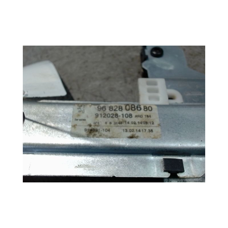 MECANISME+MOTEUR LEVE-GLACE ARRIERE DROIT PEUGEOT 5008 2009-