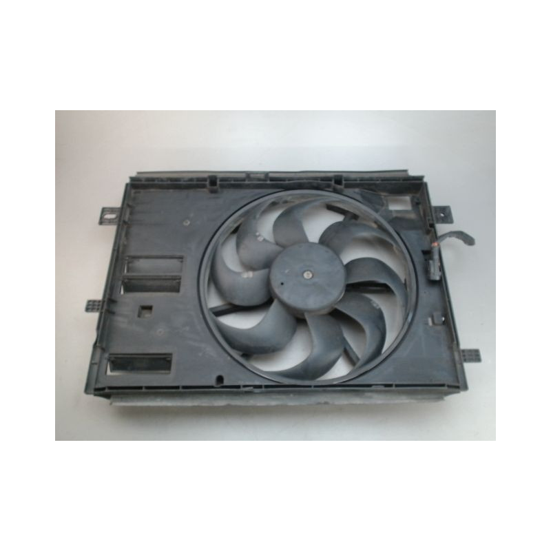 MOTEUR VENTILATEUR RADIATEUR PEUGEOT 308