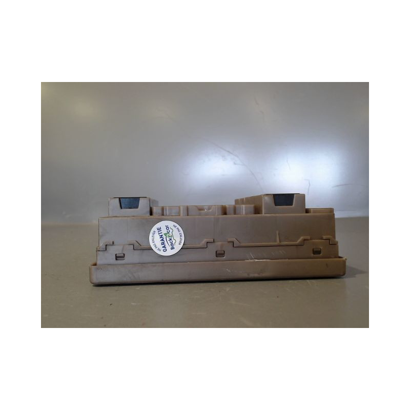BOITE A FUSIBLES RENAULT CLIO III 2005-