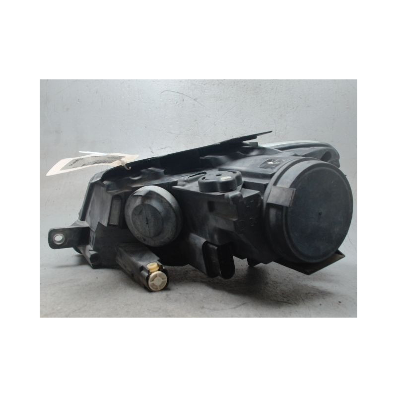 PHARE DROIT VOLKSWAGEN PASSAT 2005-