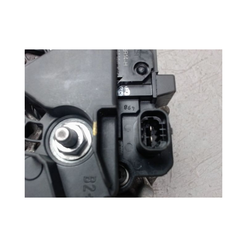 ALTERNATEUR OPEL CORSA 2010-