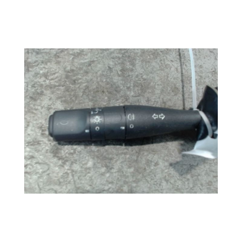 COMMANDE CLIGNOTANT PEUGEOT 106 96-2003