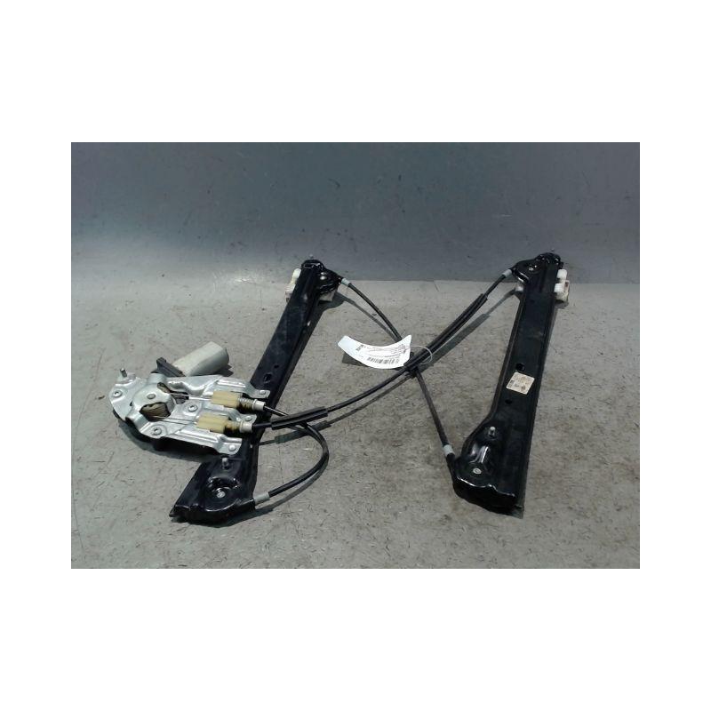 MECANISME+MOTEUR LEVE-GLACE AVANT DROIT MINI MINI 2010-