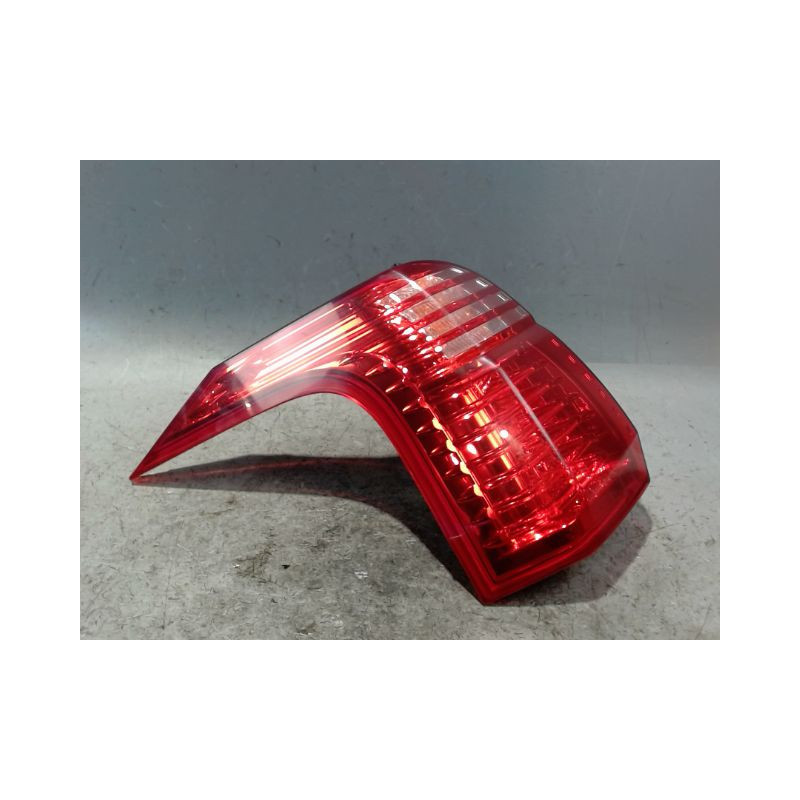 FEU ARRIERE GAUCHE  PEUGEOT 5008 2009-