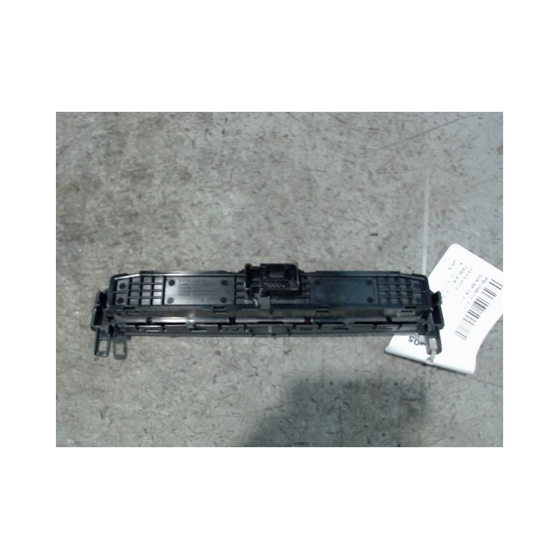 BOUTON DE WARNING PEUGEOT 308 2011-