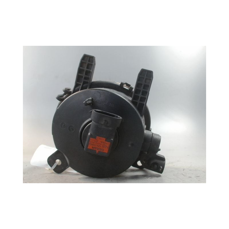 PHARE ANTIBROUILLARD AVANT DROIT B.M.W. SERIE 1