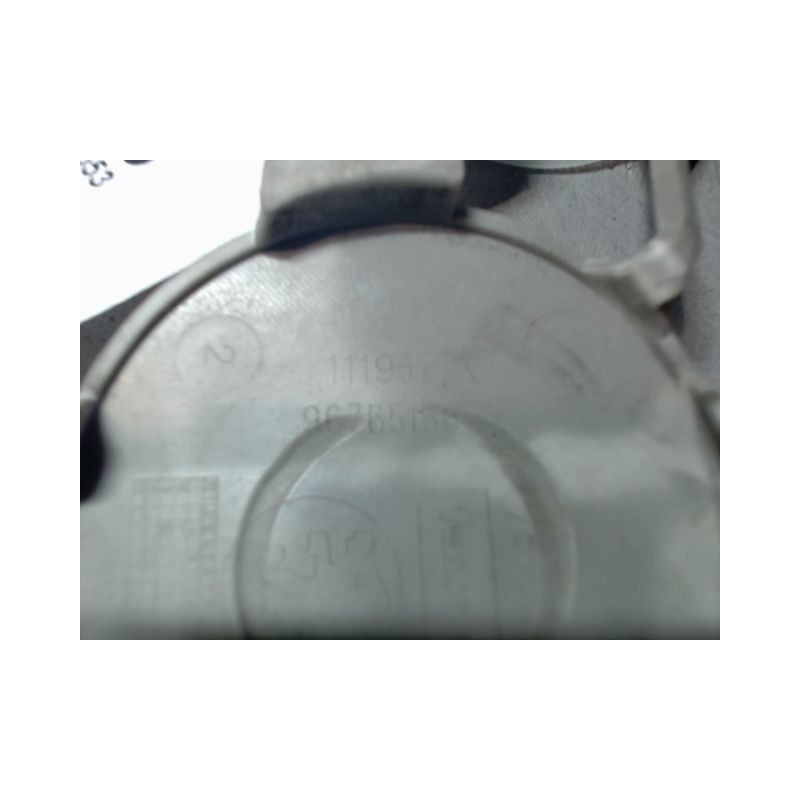 OBTURATEUR COUVRE CROCHET DE BOUCLIER AR PEUGEOT 208