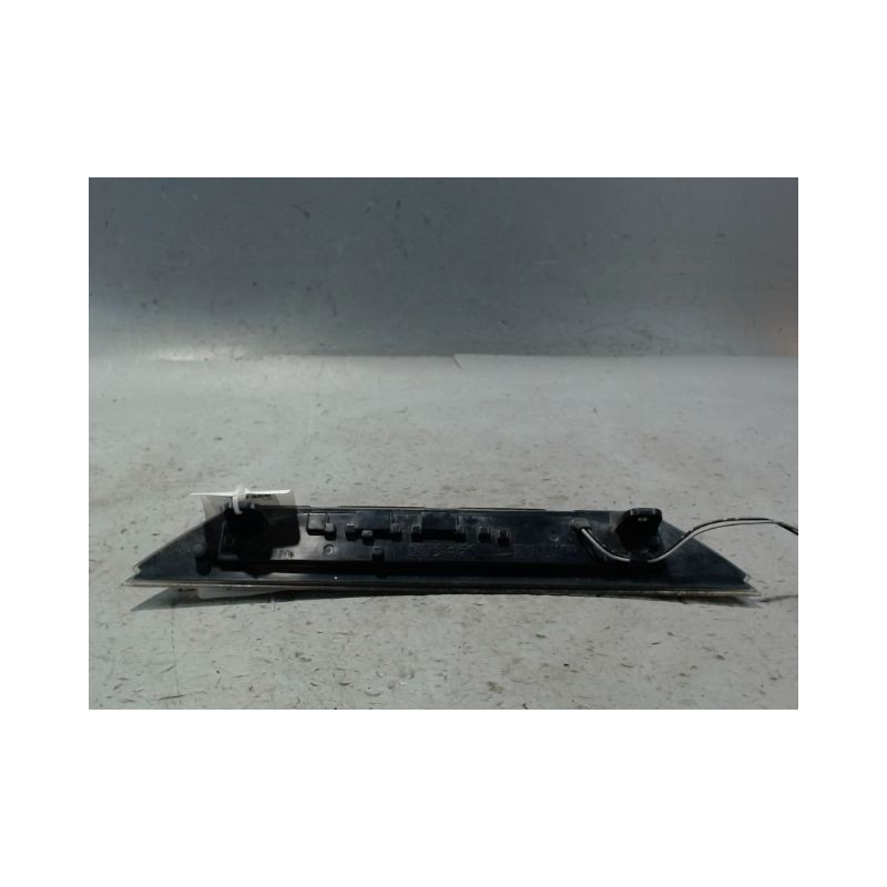 FEUX STOP SUPPLEMENTAIRE CITROEN C-CROSSER 2007-