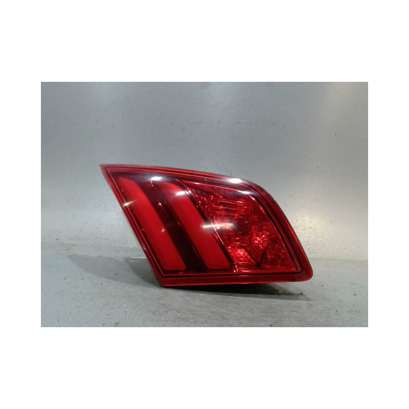 FEU ARRIERE INTERIEUR GAUCHE PEUGEOT 308