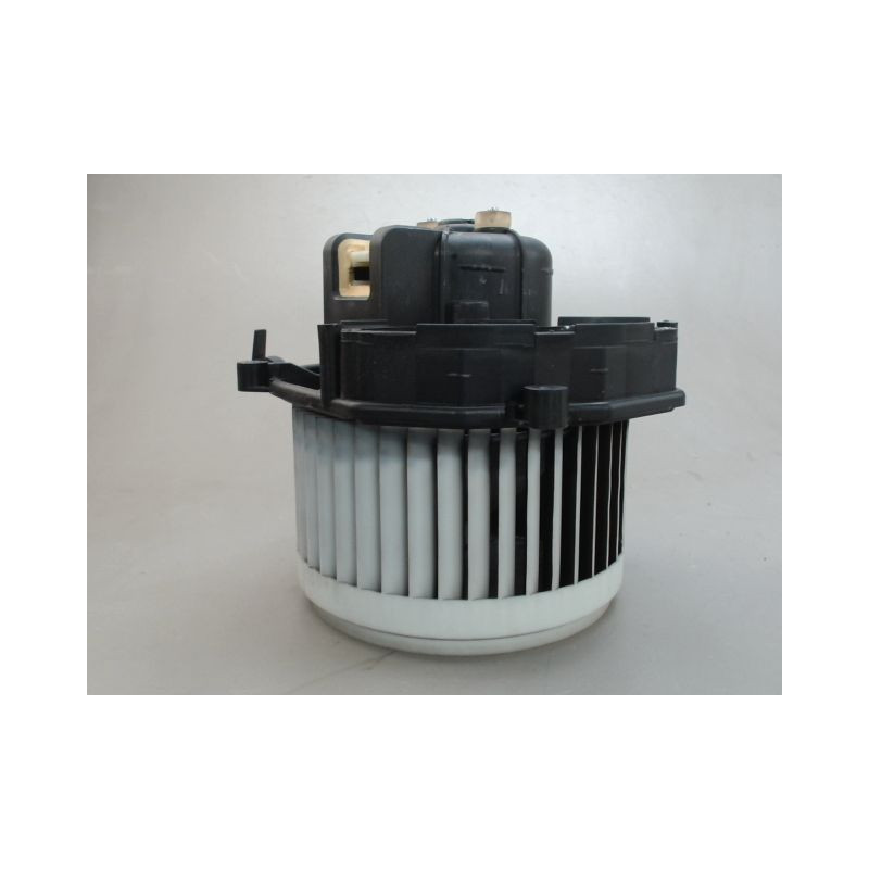 MOTEUR VENTILATEUR CHAUFFAGE CITROEN C4
