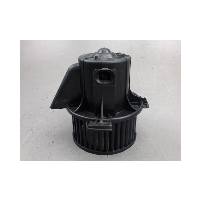 MOTEUR VENTILATEUR CHAUFFAGE PEUGEOT 307
