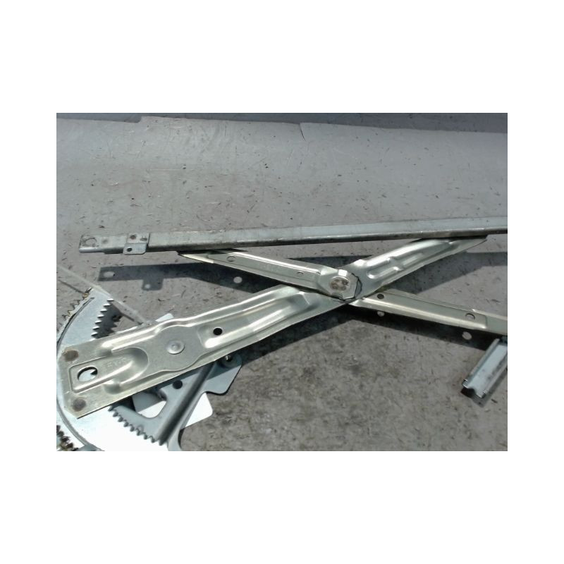 MECANISME+MOTEUR LEVE-GLACE AVANT DROIT PEUGEOT 4007