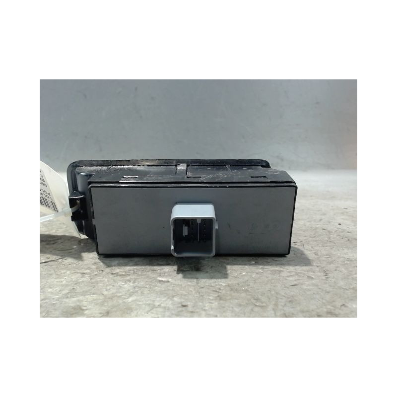 COMMANDE LEVE-GLACE PORTE AVG VOLKSWAGEN POLO 2009-