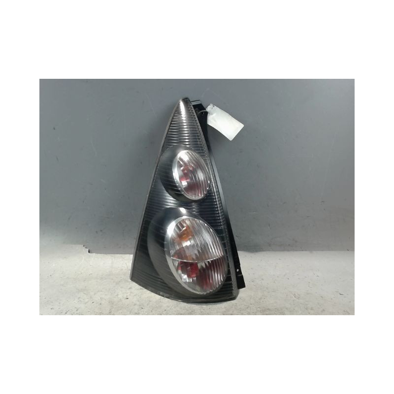 FEU ARRIERE GAUCHE  CITROEN C1 5P