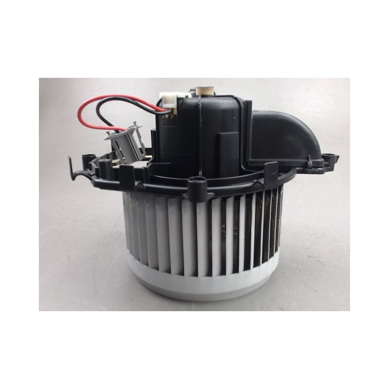 MOTEUR VENTILATEUR CHAUFFAGE CITROEN C4