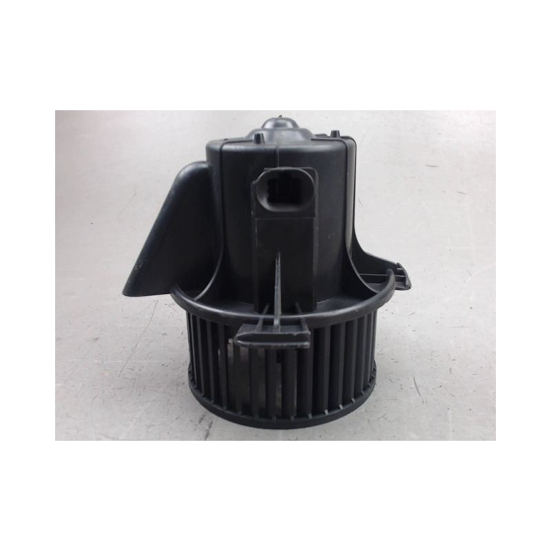 MOTEUR VENTILATEUR CHAUFFAGE CITROEN C4
