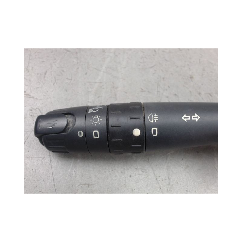 COMMANDE CLIGNOTANT PEUGEOT 806