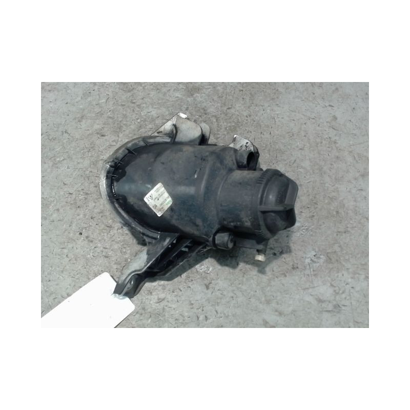 PHARE ANTIBROUILLARD AVANT DROIT PEUGEOT 206 3P