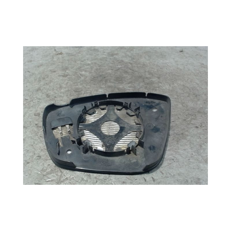 GLACE RETROVISEUR EXT D PEUGEOT 208