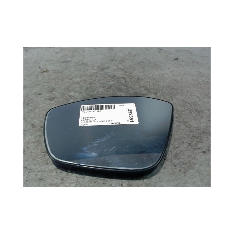 GLACE RETROVISEUR EXT G PEUGEOT 208