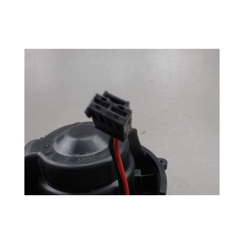 MOTEUR VENTILATEUR CHAUFFAGE B.M.W. SERIE 2