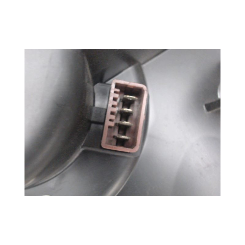 MOTEUR VENTILATEUR CHAUFFAGE PEUGEOT 106