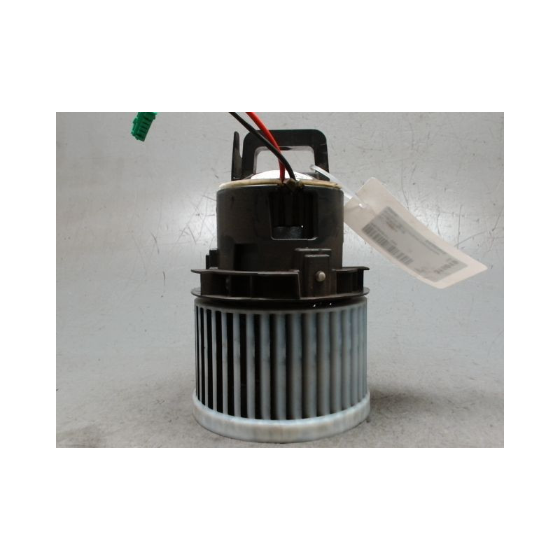 MOTEUR VENTILATEUR CHAUFFAGE PEUGEOT 308