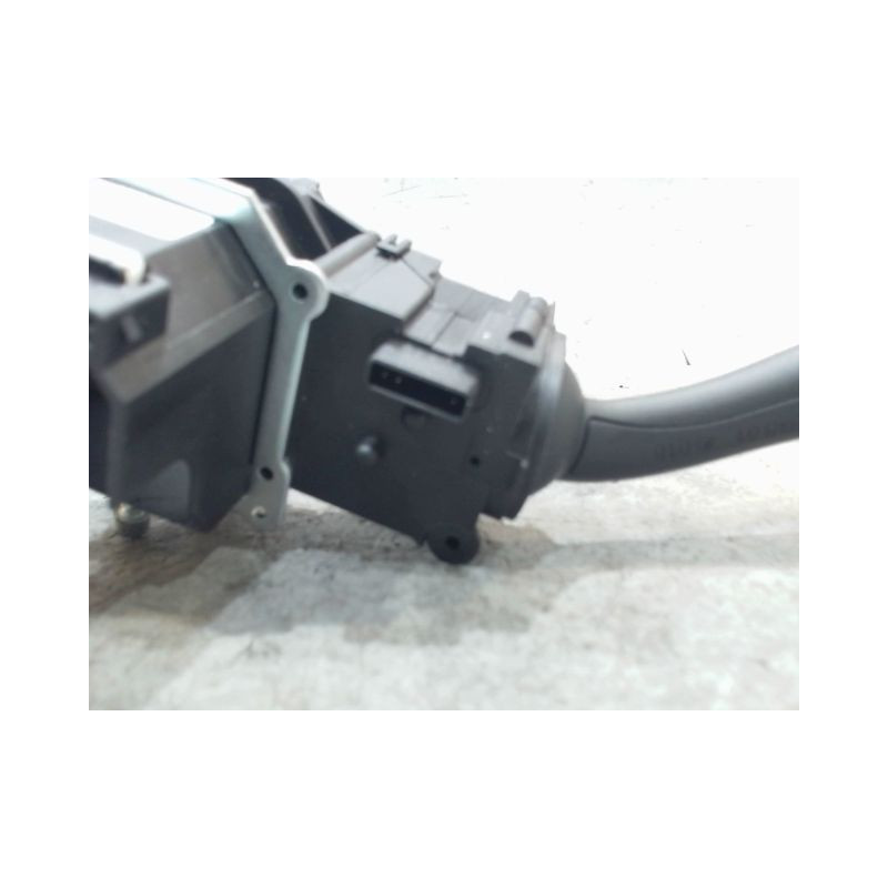 COMMANDE CLIGNOTANT AUDI A4