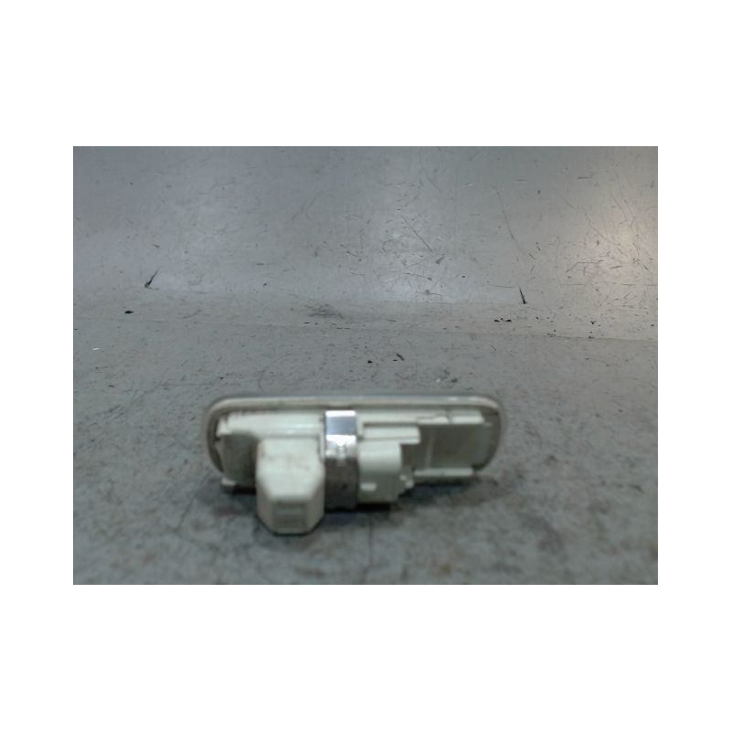 REPETITEUR RETROVISEUR DROIT CITROEN C4