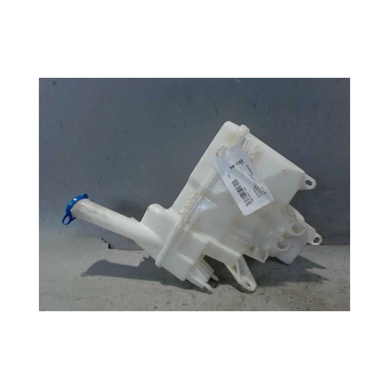 RESERVOIR LAVE-GLACE AVANT PEUGEOT 108