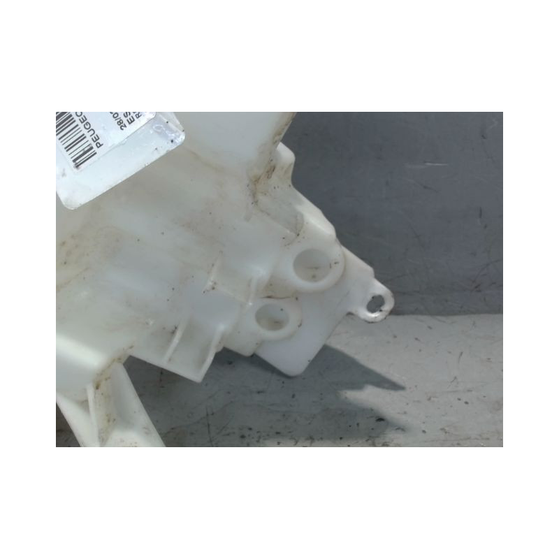 RESERVOIR LAVE-GLACE AVANT PEUGEOT 108